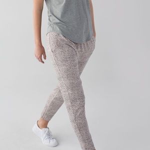 Lululemon Jet Crop Dottie dash pink joggers